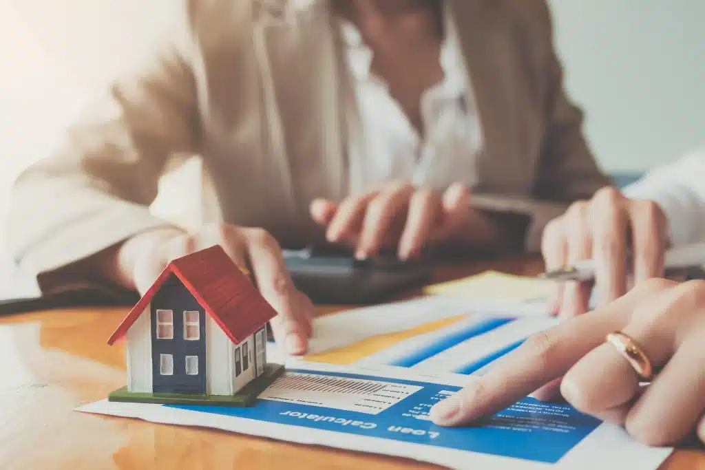 Fixed vs. Adjustable Mortgage Refinance